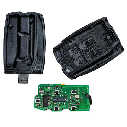 Land Rover Freelander 2 key fob case and circuit board during repair